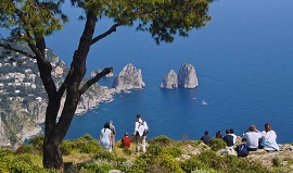 Tour que pasa por Capri