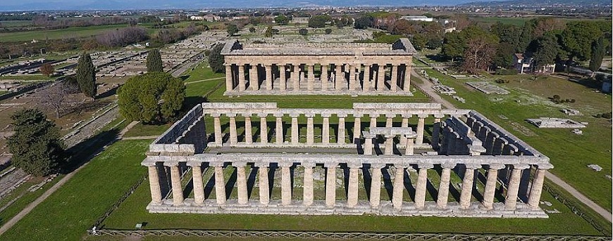 Templos griegos en Paestum, Salerno
