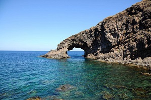 L'Arco dell’Elefante di Pantelleria, en Sicilia