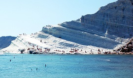 Playa de Capo Bianco en Sicilia