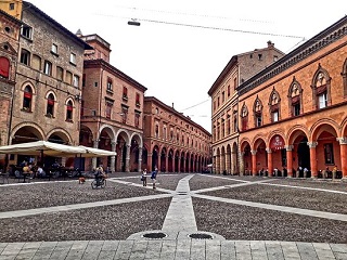 Plaza de Santo Stefano de Bolonia