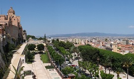 Vistas de Cagliari desde el Castello