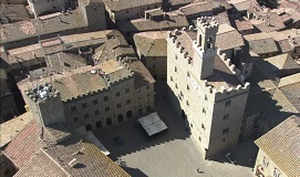 Palazzo dei priori en Volterra
