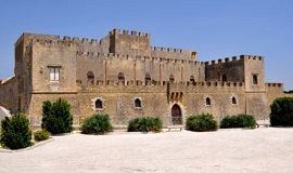 Castello Grifeo di Partanna en el Valle de Belice Trápani