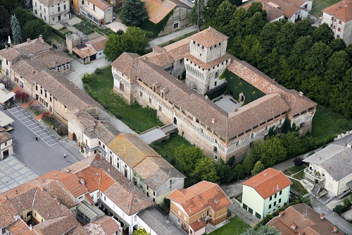 Roccabianca, Emilia Romaña